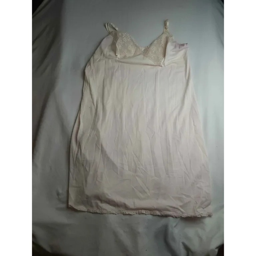 Vintage Vanity Fair Full Slip Womens Size 38 Pink Knit Lace Chemise Lingerie